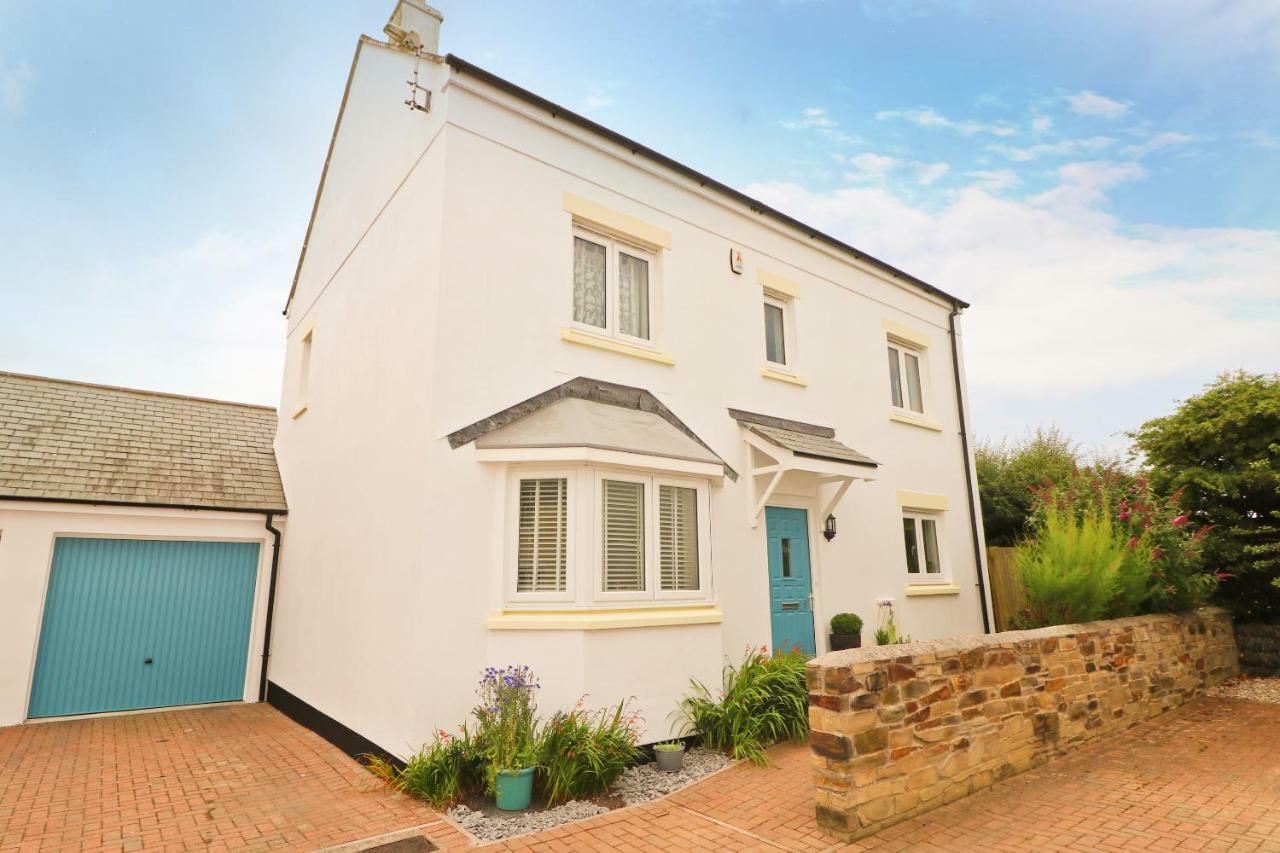 Modern Holiday Home Central St Merryn Экстерьер фото