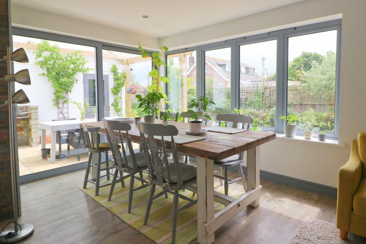 Modern Holiday Home Central St Merryn Экстерьер фото