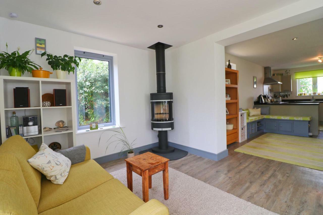 Modern Holiday Home Central St Merryn Экстерьер фото