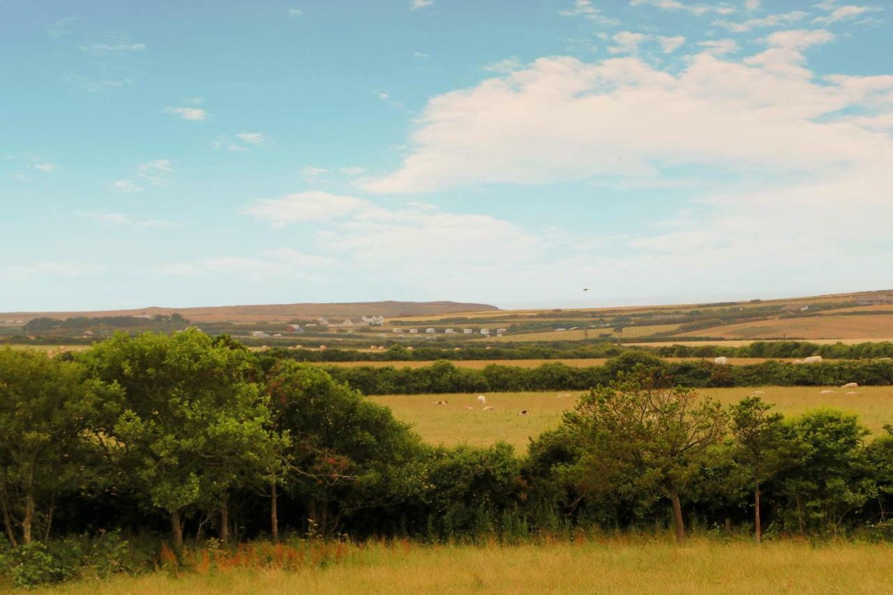 Modern Holiday Home Central St Merryn Экстерьер фото