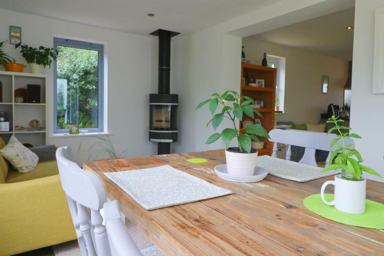 Modern Holiday Home Central St Merryn Экстерьер фото